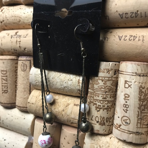 Statement Earrings - Picture 3 of 4